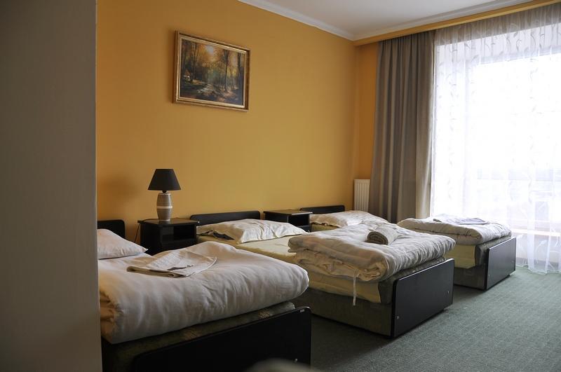 Stary Dwor Bed & Breakfast เชอวีซ ภายนอก รูปภาพ